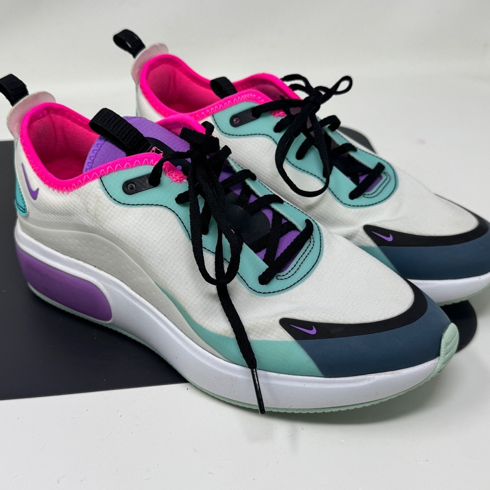 Nike Air Max Dia Platinum Tint/Violet Size 8 Running Shoes CK6665-001
